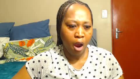 ebonyseductresx online show from 2, 7, 2026