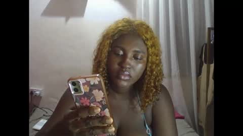 Snapshot of ebonyvd chatting on 1, 11, 2025 ebonyvd online show from 1, 11, 2025