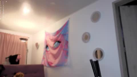 Colette online show from 12, 11, 2025