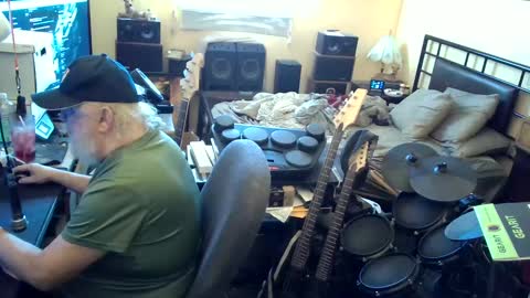 Snapshot of echobravocharlie chatting on 14, 9, 2025 echobravocharlie online show from 14, 9, 2025