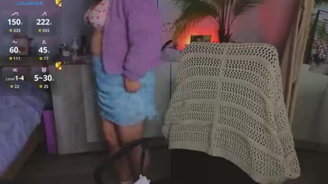      online show from 28, 9, 2025