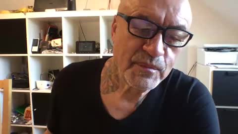 Snapshot of eddelmar chatting on 11, 3, 2025 eddelmar online show from 11, 3, 2025