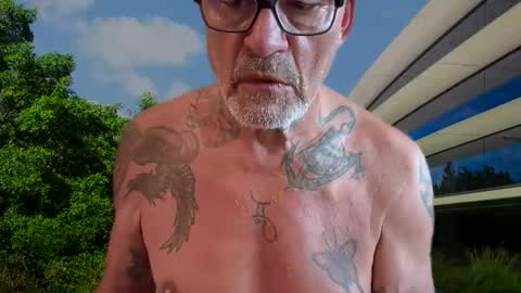 Snapshot of eddelmar chatting on 1, 10, 2025 eddelmar online show from 1, 10, 2025