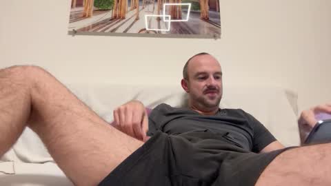 Snapshot of edge_guy chatting on 24, 9, 2025 edge_guy online show from 24, 9, 2025