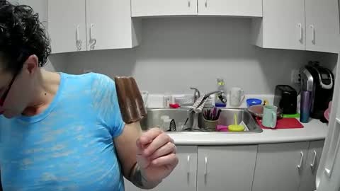 Angel online show from 28, 2, 2025