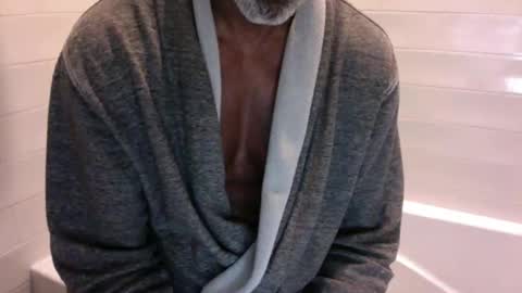 Dad online show from 8, 5, 2026