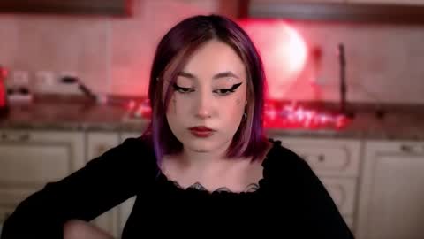 Snapshot of ediefris chatting on 12, 3, 2025 fickle demon made of clumps of matter online show from 12, 3, 2025