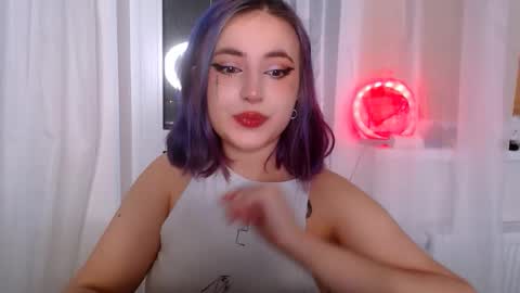 Snapshot of ediefris chatting on 24, 10, 2025 fickle demon made of clumps of matter online show from 24, 10, 2025