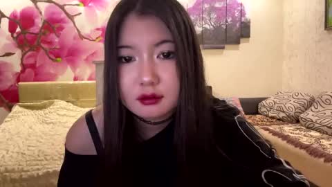 Snapshot of edinabluett chatting on 17, 4, 2026 Eri online show from 17, 4, 2026