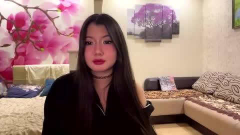 Snapshot of edinabluett chatting on 22, 4, 2026 Eri online show from 22, 4, 2026
