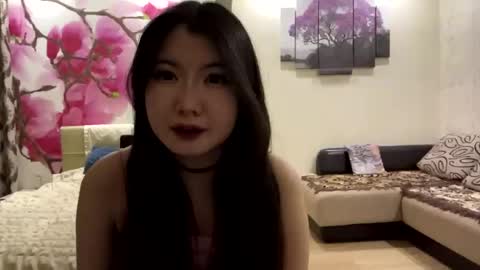 Snapshot of edinabluett chatting on 27, 4, 2026 Eri online show from 27, 4, 2026