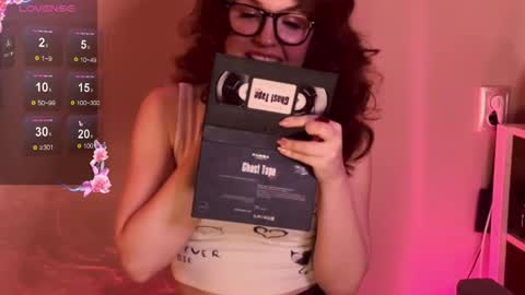 Friendly neighbourhoud redhead  online show from 5, 10, 2025