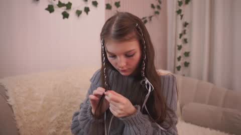 Lisa  online show from 12, 1, 2025