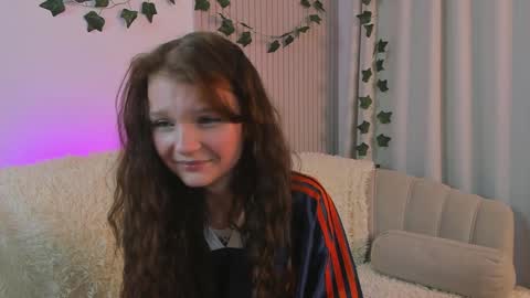 Lisa  online show from 20, 1, 2025