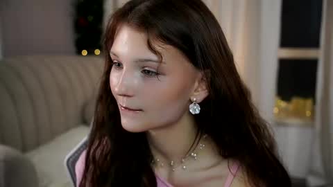 Lisa  online show from 5, 2, 2026