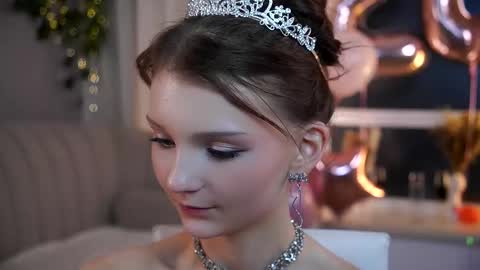 Snapshot of edithgalpin chatting on 7, 3, 2026 Lisa online show from 7, 3, 2026