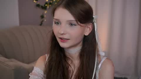 Lisa  online show from 12, 5, 2026