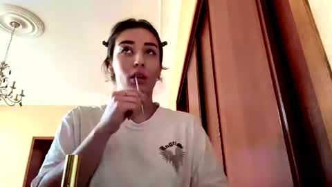 Snapshot of edrawashko chatting on 22, 7, 2026 edrawashko online show from 22, 7, 2026