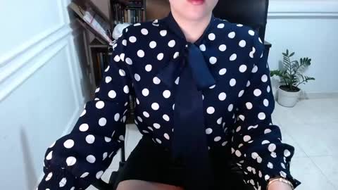 Snapshot of eduard_amun chatting on 7, 6, 2026 eduard_amun online show from 7, 6, 2026