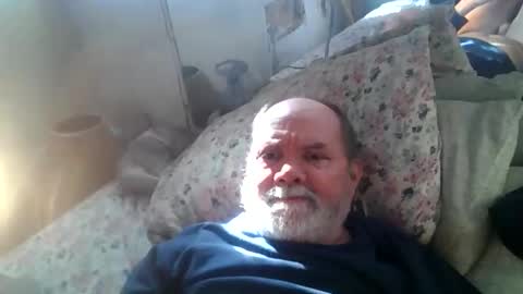 Snapshot of edwalters chatting on 5, 1, 2025 Eddie online show from 5, 1, 2025
