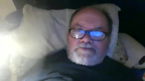 Snapshot of edwalters chatting on 1, 2, 2025 Eddie online show from 1, 2, 2025