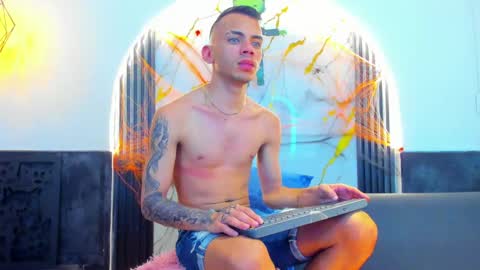 Snapshot of edward_24_ chatting on 19, 10, 2025 Edward Colleman online show from 19, 10, 2025