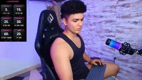 Snapshot of edward__clarck chatting on 9, 1, 2026 EDWARD CLARCK online show from 9, 1, 2026