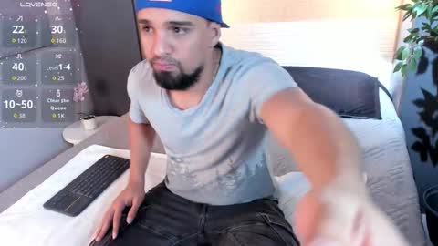 Eduardo online show from 5, 10, 2025