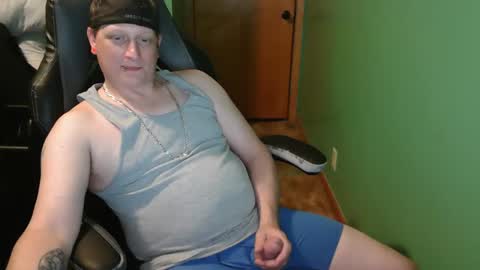 Snapshot of edwardaims_2please chatting on 18, 5, 2026 edwardaims_2please online show from 18, 5, 2026