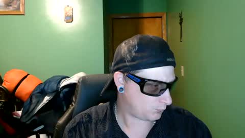 Snapshot of edwardaims_2please chatting on 21, 6, 2026 edwardaims_2please online show from 21, 6, 2026