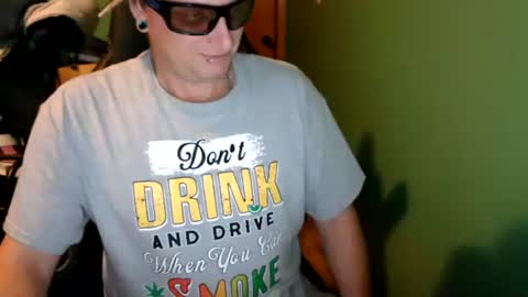 Snapshot of edwardaims_2please chatting on 22, 6, 2026 edwardaims_2please online show from 22, 6, 2026