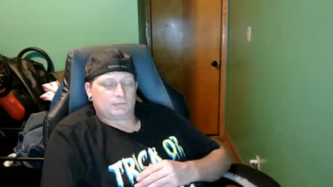 Snapshot of edwardaims_2please chatting on 25, 7, 2026 edwardaims_2please online show from 25, 7, 2026