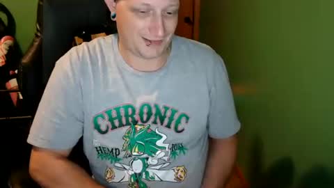 Snapshot of edwardaims_2please chatting on 29, 7, 2026 edwardaims_2please online show from 29, 7, 2026
