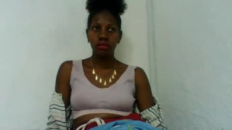 edwige770943 online show from 13, 6, 2026