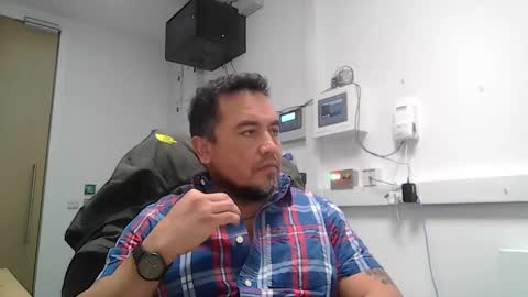 Snapshot of edwill13 chatting on 12, 1, 2026 EdM online show from 12, 1, 2026