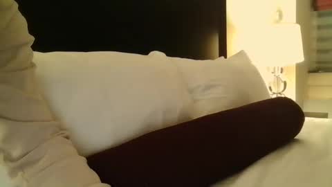 eesmalll online show from 7, 1, 2025