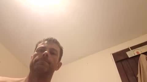 Snapshot of eestexxx chatting on 8, 4, 2026 eestexxx online show from 8, 4, 2026
