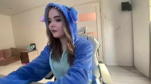 Lili online show from 10, 5, 2026