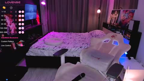 Snapshot of effie_lee chatting on 9, 3, 2025 Effie online show from 9, 3, 2025