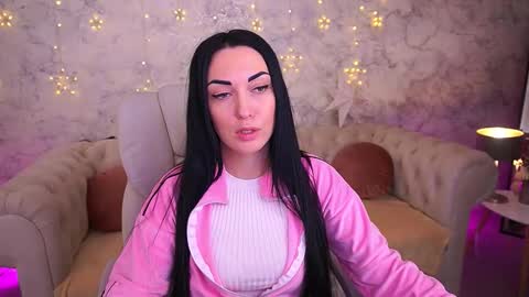 effie_luvv online show from 2, 2, 2026