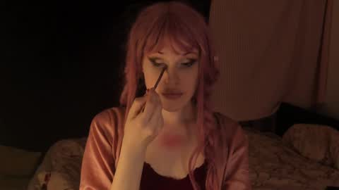 Effie Mur online show from 15, 1, 2025