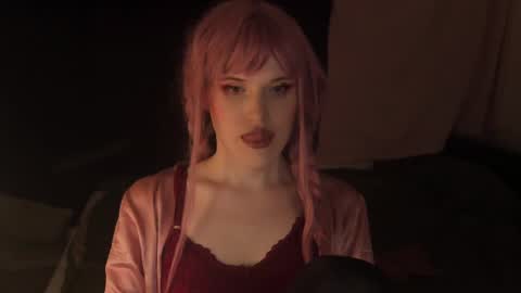 Effie Mur online show from 24, 1, 2025