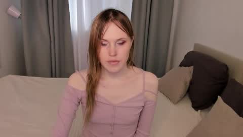 Effie Mur online show from 20, 11, 2025