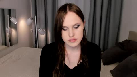 Snapshot of effiemur chatting on 14, 4, 2026 Effie Mur online show from 14, 4, 2026