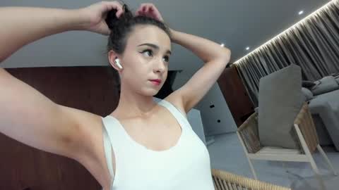 Snapshot of ehotlovea chatting on 29, 5, 2026 Erik and Alice online show from 29, 5, 2026