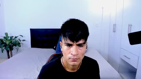 eiden_allenx1 online show from 2, 1, 2025
