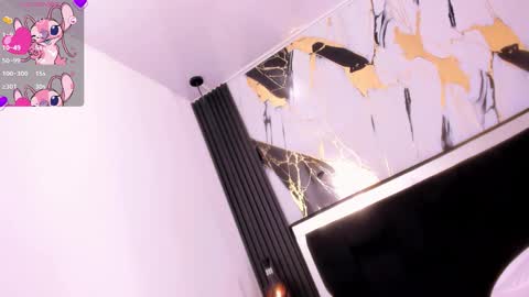 eileenn tanihara online show from 16, 12, 2025