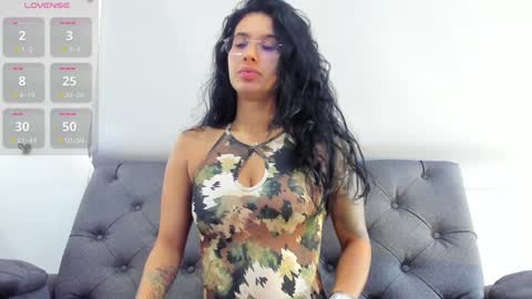 Snapshot of eileenestrada chatting on 5, 1, 2025 Eileen from your heart online show from 5, 1, 2025
