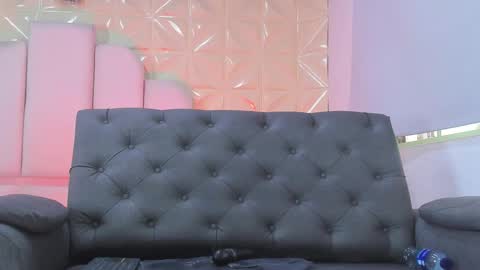 Snapshot of eileenestrada chatting on 20, 2, 2025 Eileen from your heart online show from 20, 2, 2025