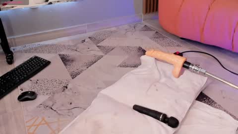 Eilin online show from 30, 12, 2024